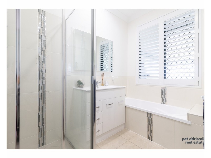 16 Tomtit Avenue, Parkhurst QLD 4702