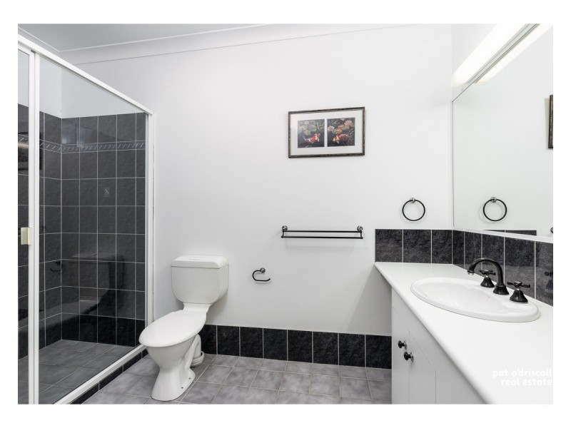 16 Agnes Street, The Range QLD 4700