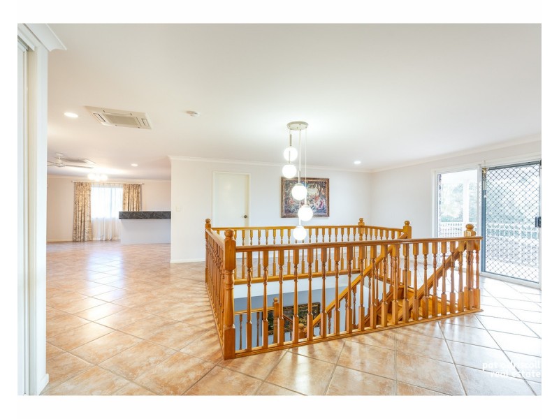 16 Agnes Street, The Range QLD 4700