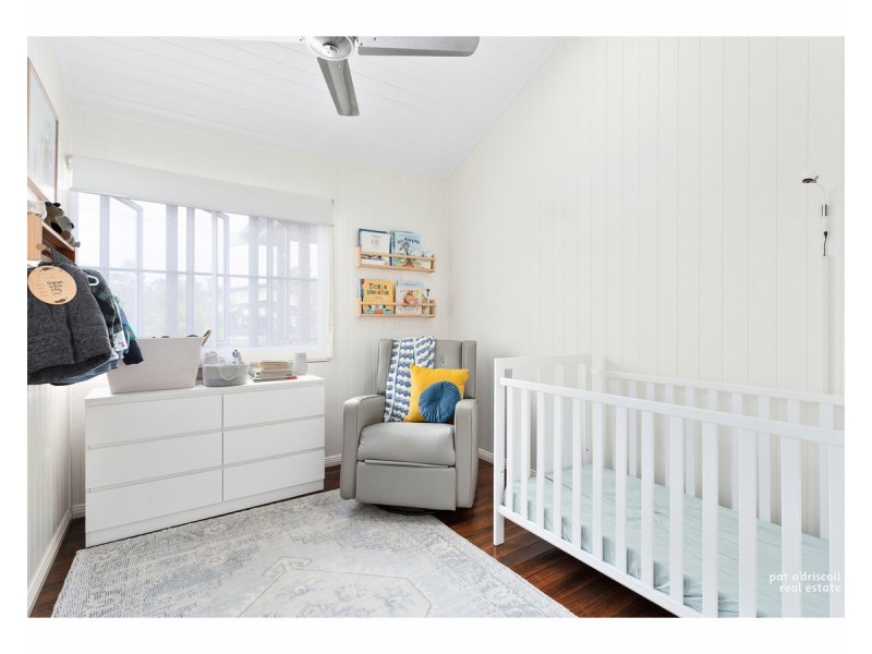 10 Ward Street, The Range QLD 4700