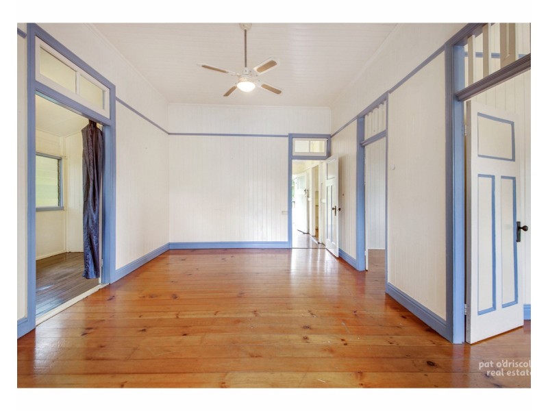 6 Brae Street, The Range QLD 4700