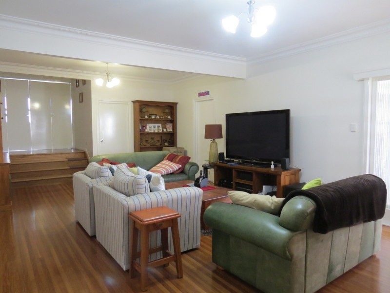 20 Elgin Street, The Range QLD 4700