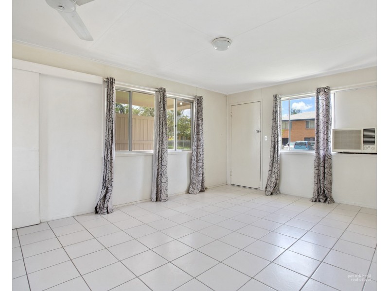 2/11 Sheehan Street, Wandal QLD 4700
