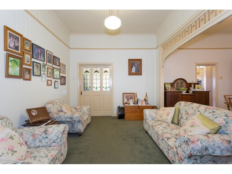 197 Caroline Street, The Range QLD 4700