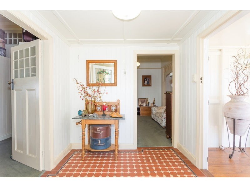 197 Caroline Street, The Range QLD 4700