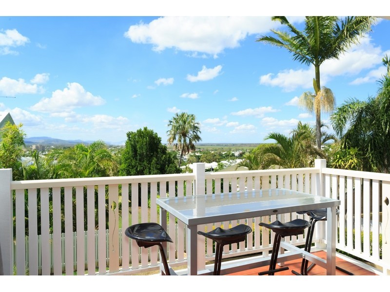 197 Caroline Street, The Range QLD 4700