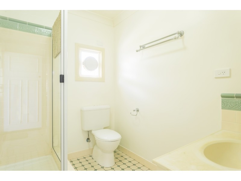 197 Caroline Street, The Range QLD 4700
