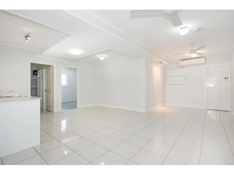 71 Glencoe Street, The Range QLD 4700