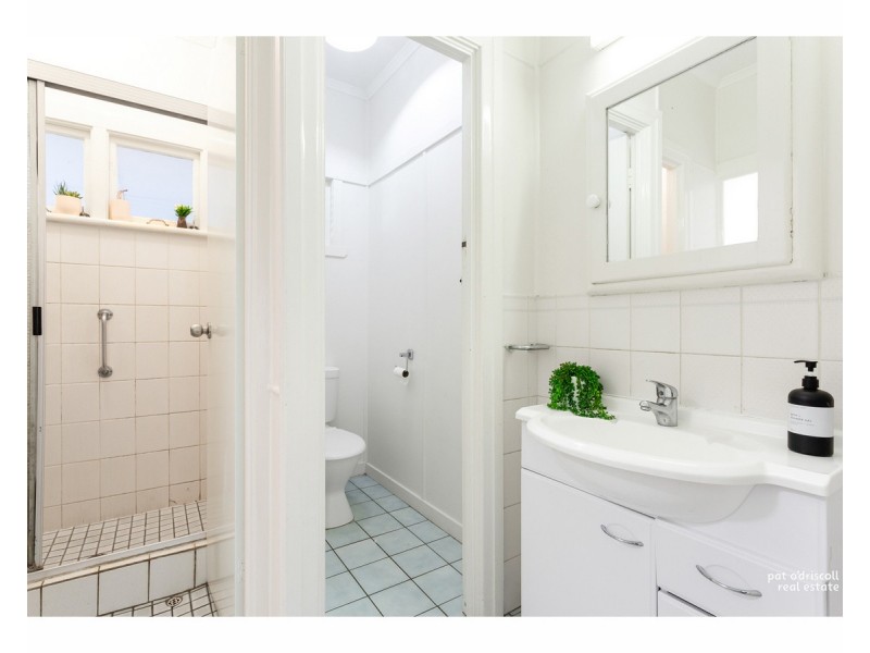 38 Cousins Street, The Range QLD 4700