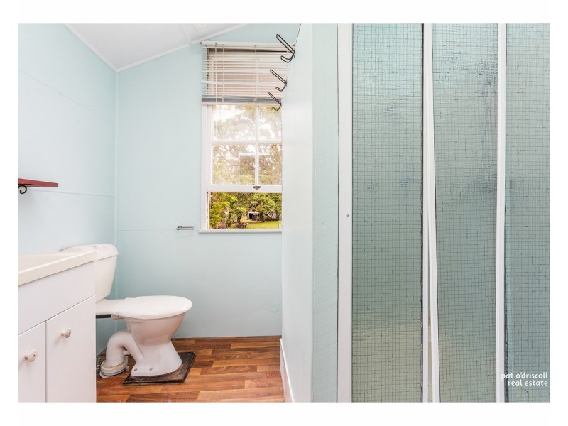 300 Kent Street, Depot Hill QLD 4700