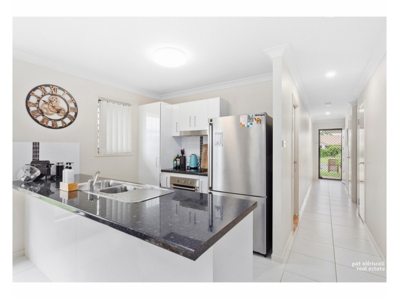 6 Vermont Drive, Parkhurst QLD 4702