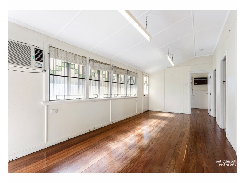 18 Hunter Street, West Rockhampton QLD 4700