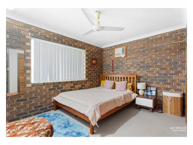 4/223 Denham Street, The Range QLD 4700