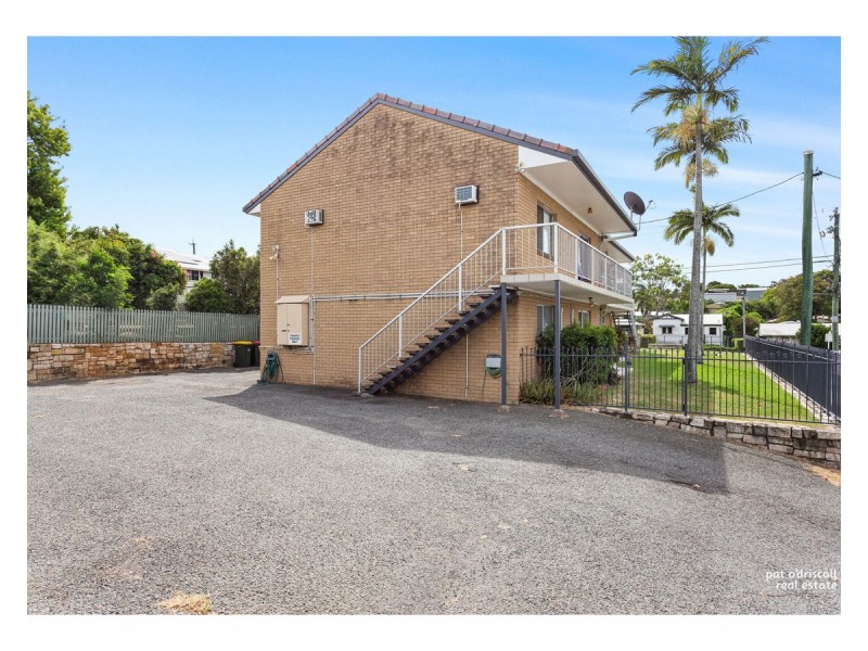 4/223 Denham Street, The Range QLD 4700