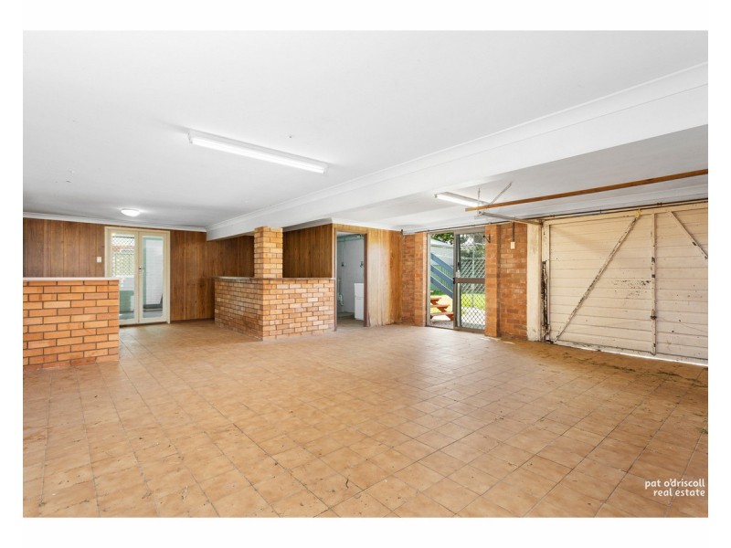 102 Sheehy Street, Park Avenue QLD 4701