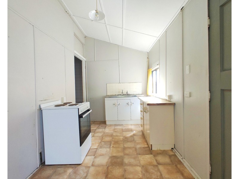 1/120 Denison Street, Rockhampton City QLD 4700