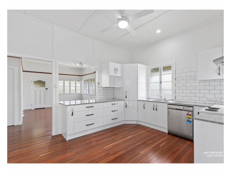 311 Denham Street, The Range QLD 4700