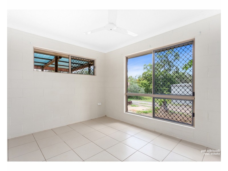 9 Scholl Lane, Nerimbera QLD 4701