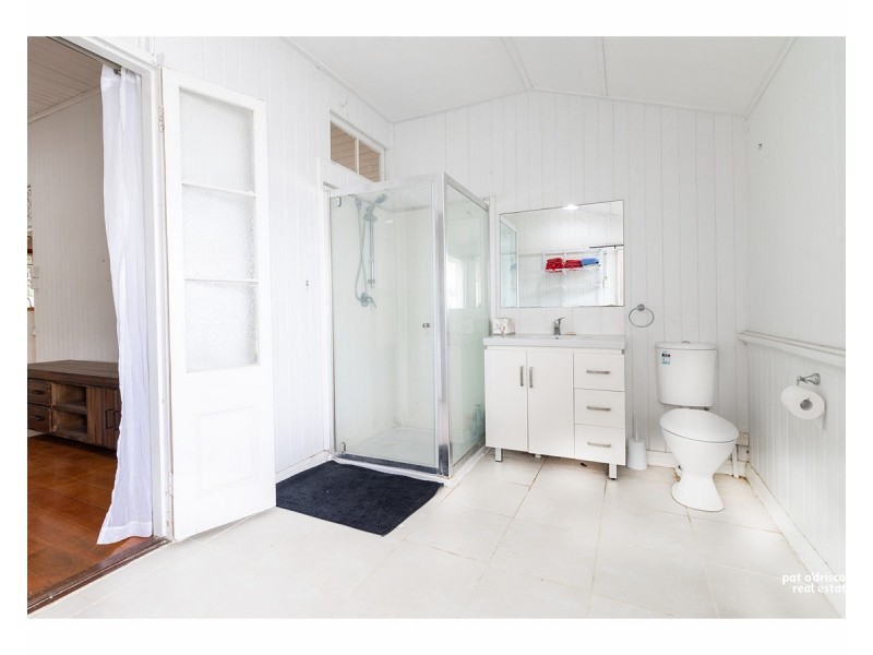 79 Armstrong Street, Berserker QLD 4701