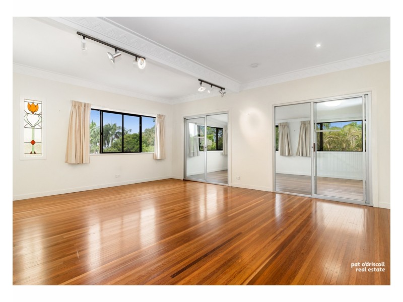 5 Dobbs Street, The Range QLD 4700