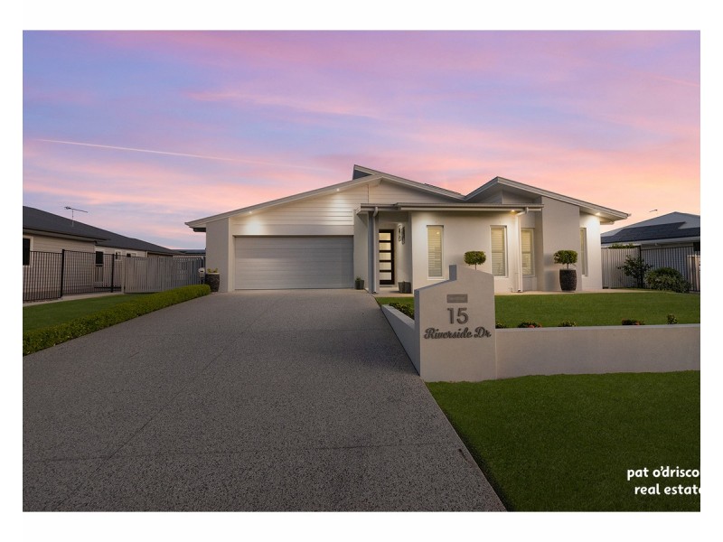 15 Riverside Drive, Parkhurst QLD 4702