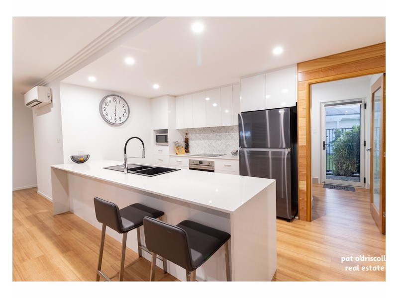 15 Riverside Drive, Parkhurst QLD 4702