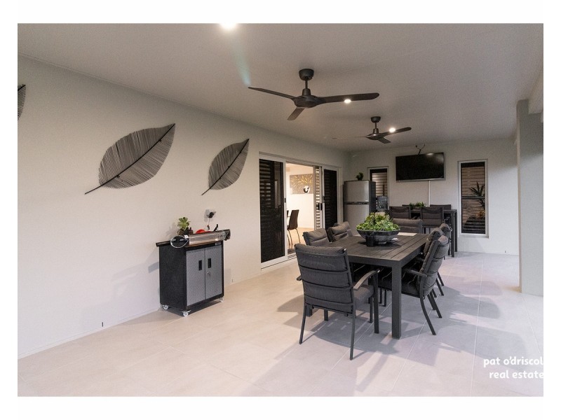 15 Riverside Drive, Parkhurst QLD 4702