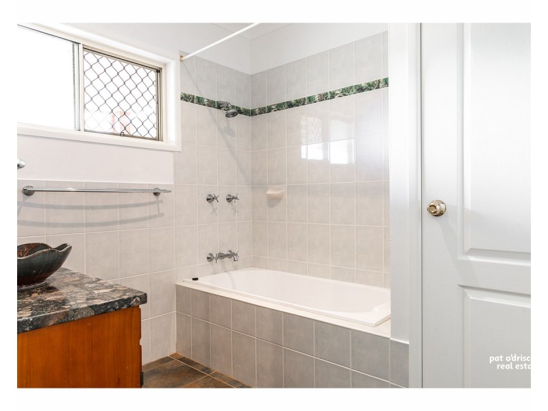 215 Fairybower Road, Gracemere QLD 4702