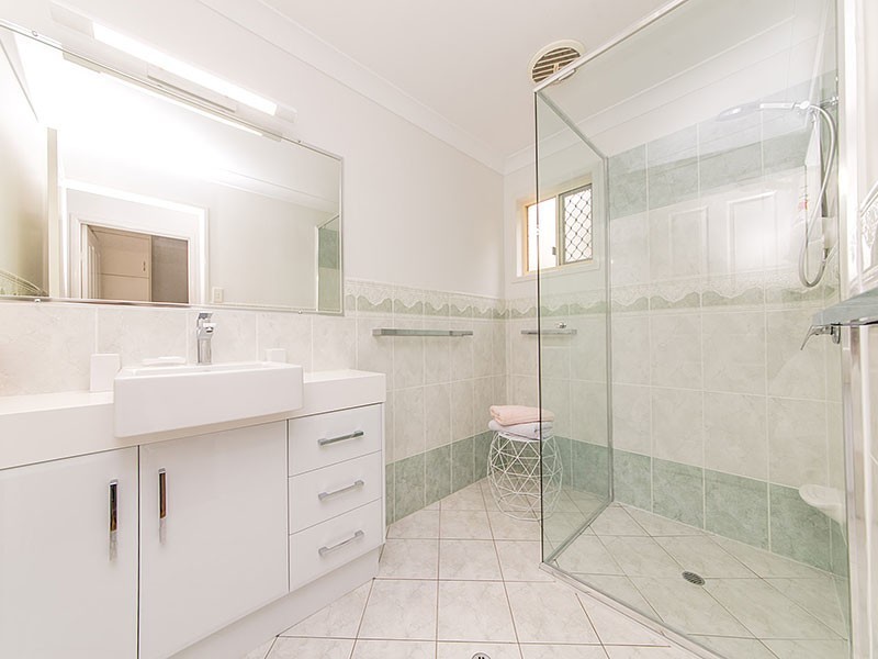 124B Quarry Street, The Range QLD 4700
