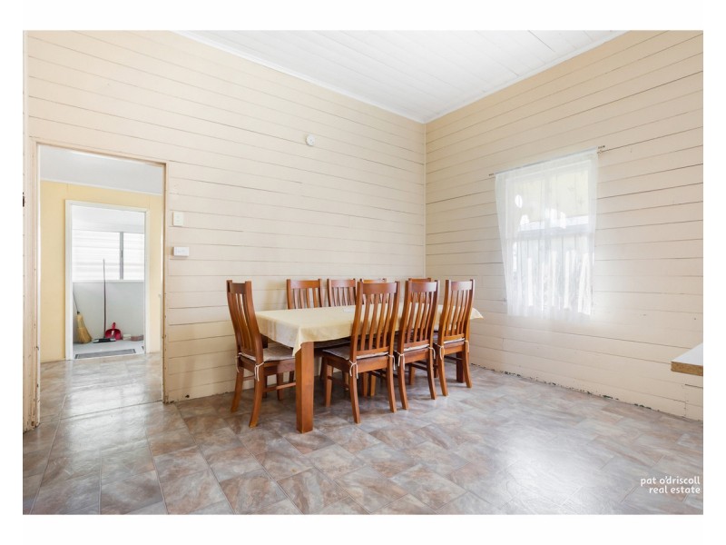 32 Denning Street, Park Avenue QLD 4701