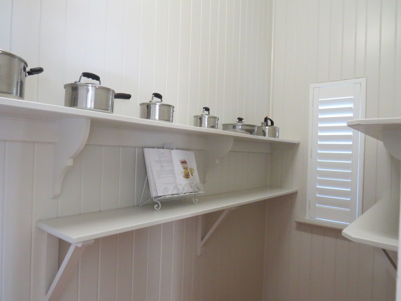 36 Brecknell Street, The Range QLD 4700