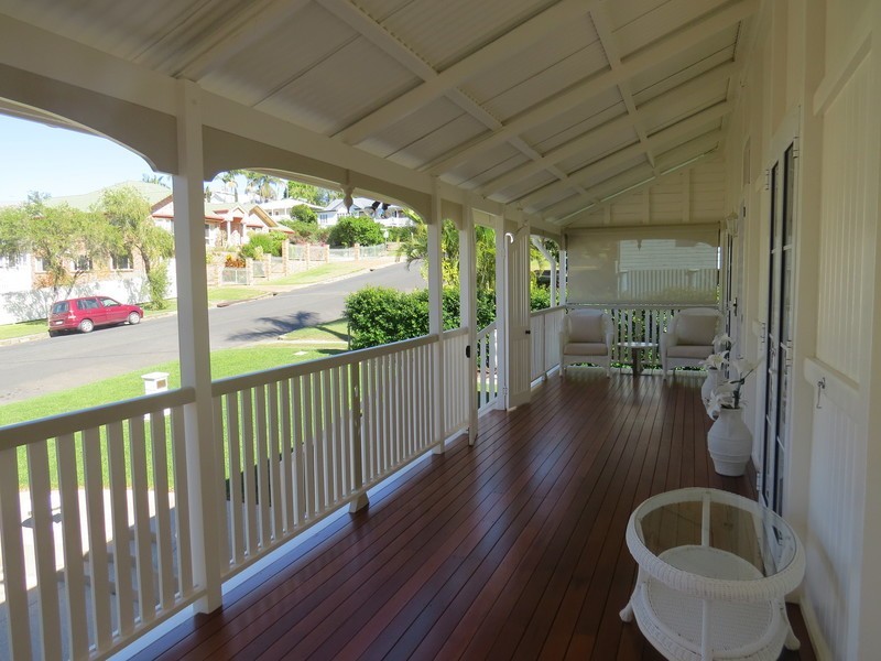 36 Brecknell Street, The Range QLD 4700