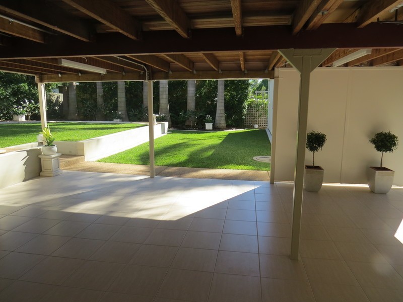 36 Brecknell Street, The Range QLD 4700