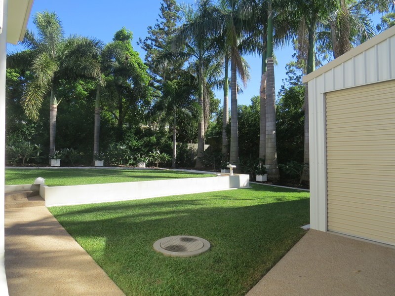 36 Brecknell Street, The Range QLD 4700