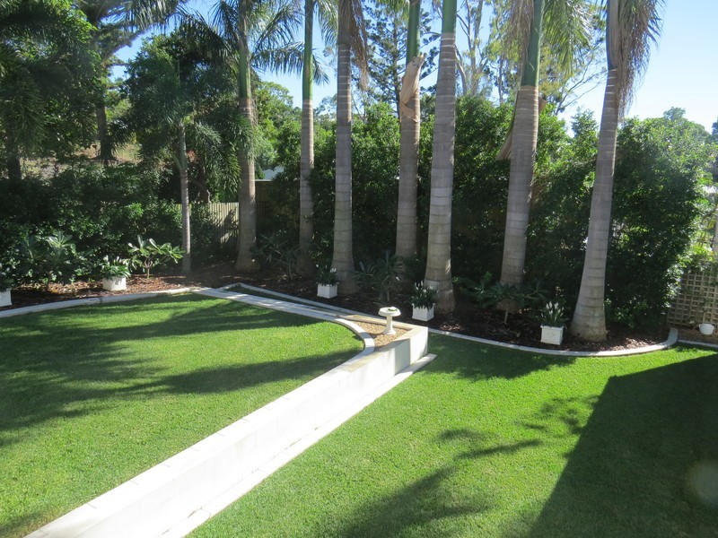 36 Brecknell Street, The Range QLD 4700