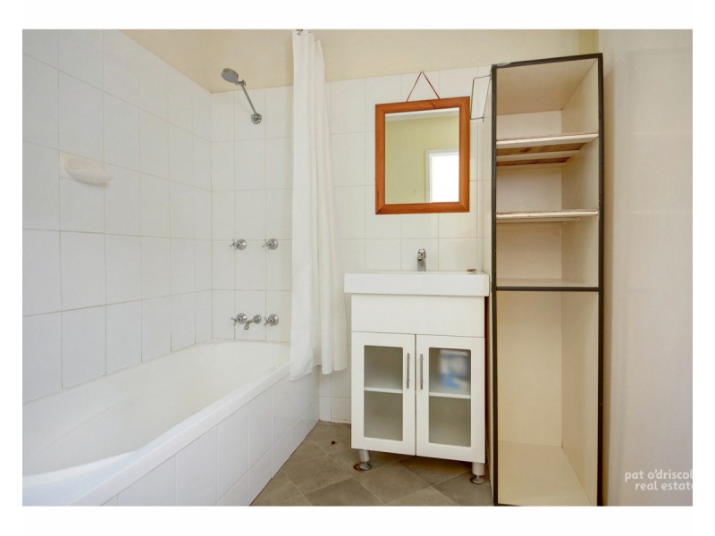 6 Brae Street, The Range QLD 4700