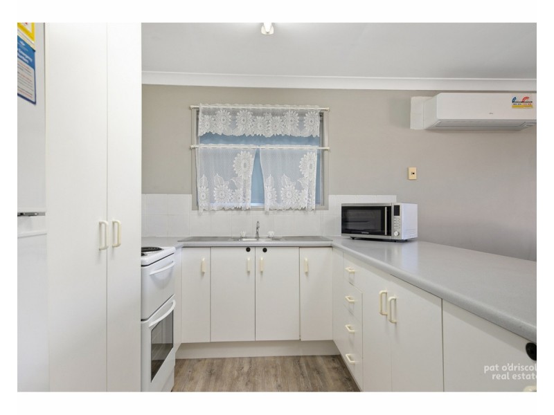 2/2 Walls Street, Norman Gardens QLD 4701