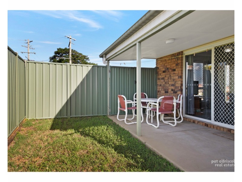 2/2 Walls Street, Norman Gardens QLD 4701