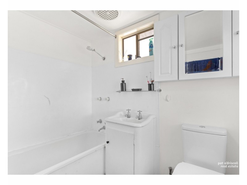 18 Ross Street, Allenstown QLD 4700