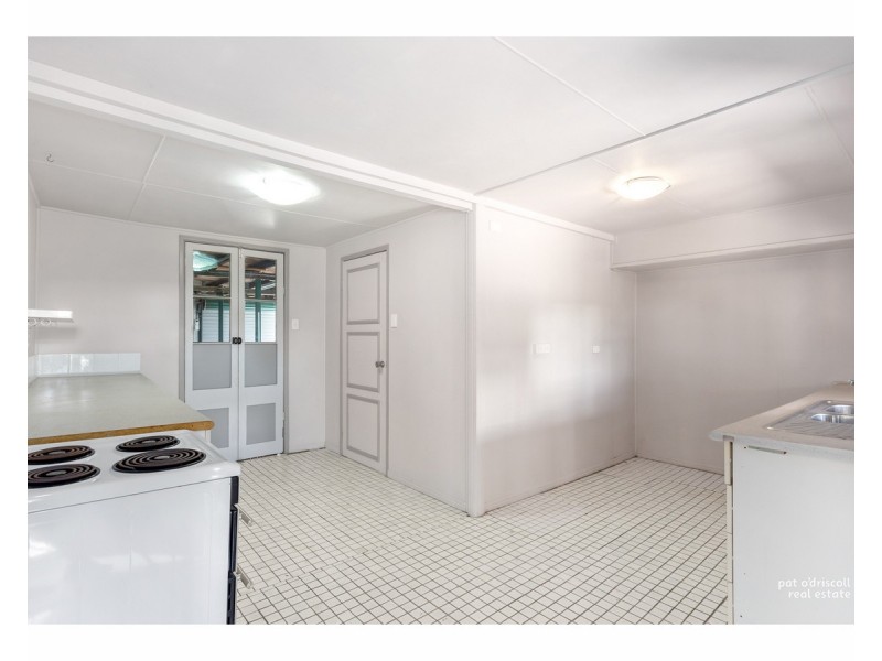 18 Ross Street, Allenstown QLD 4700