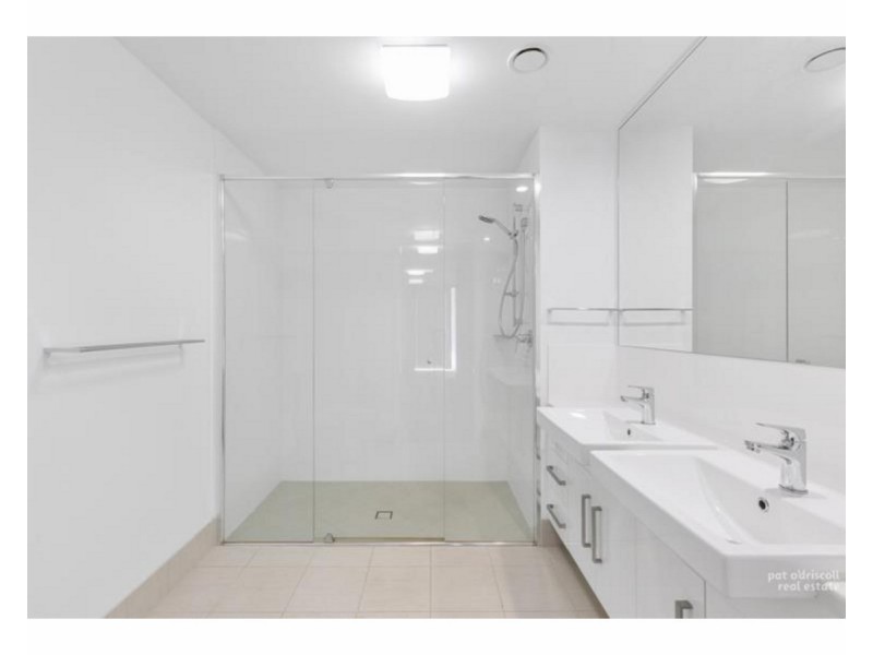 704/2-4 Victoria Parade, Rockhampton City QLD 4700