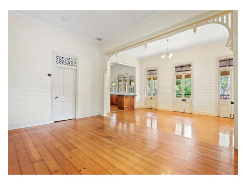 22 Brae Street, The Range QLD 4700