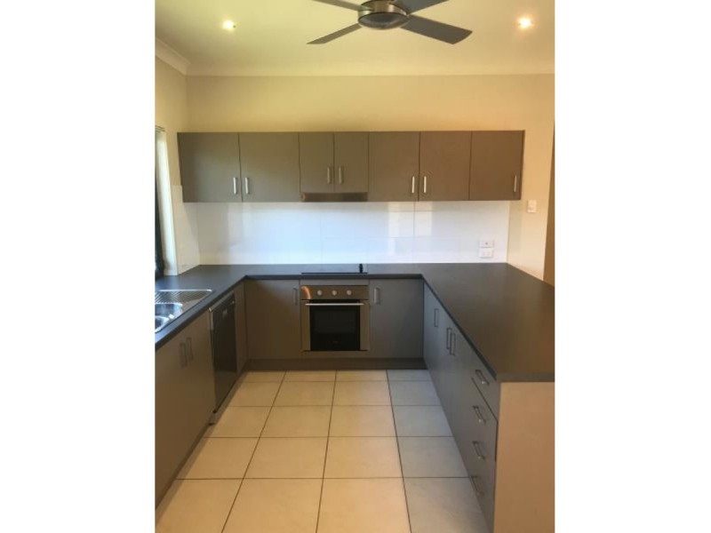 2/360 Salamanca Street, Frenchville QLD 4701