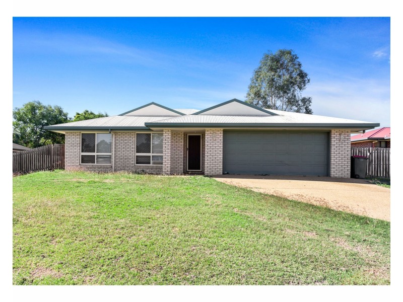 3 Seonaid Place, Gracemere QLD 4702