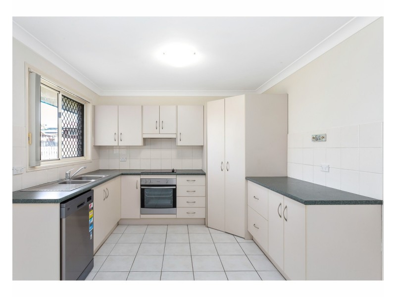 3 Seonaid Place, Gracemere QLD 4702