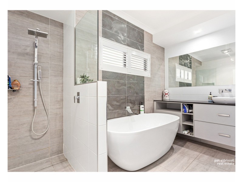 56 Stirling Drive, Rockyview QLD 4701