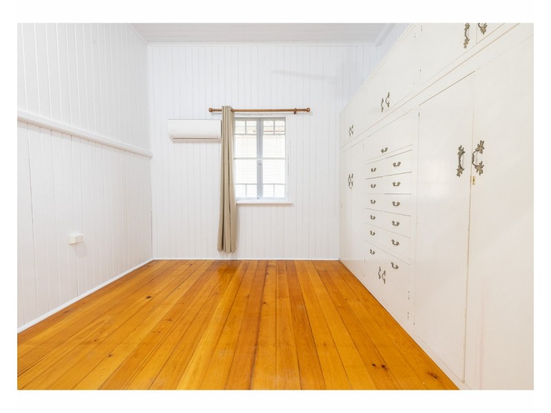 40 Lennox Street, The Range QLD 4700