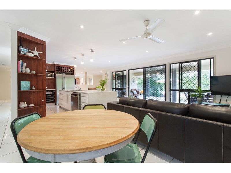 1 Goldfinch Drive, Parkhurst QLD 4702