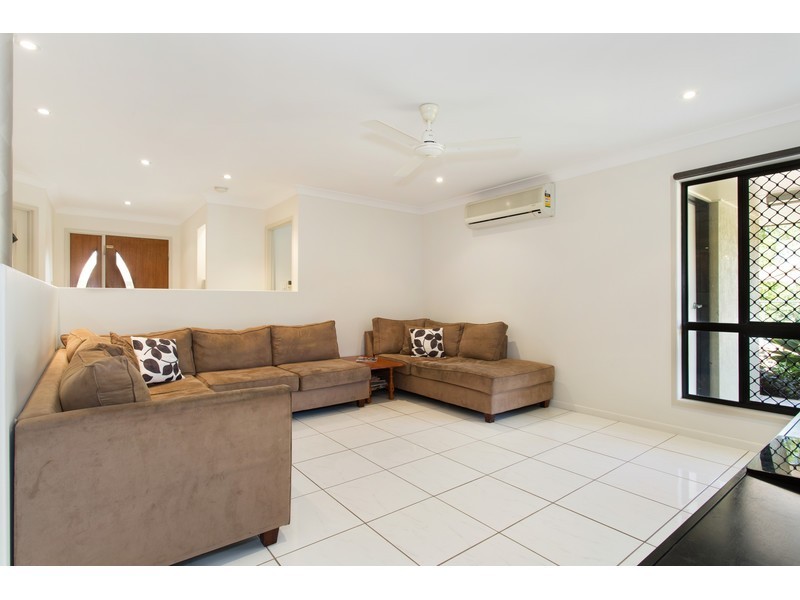 1 Goldfinch Drive, Parkhurst QLD 4702