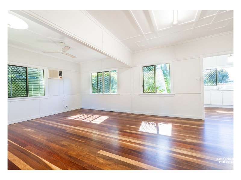 44 Glencoe Street, The Range QLD 4700